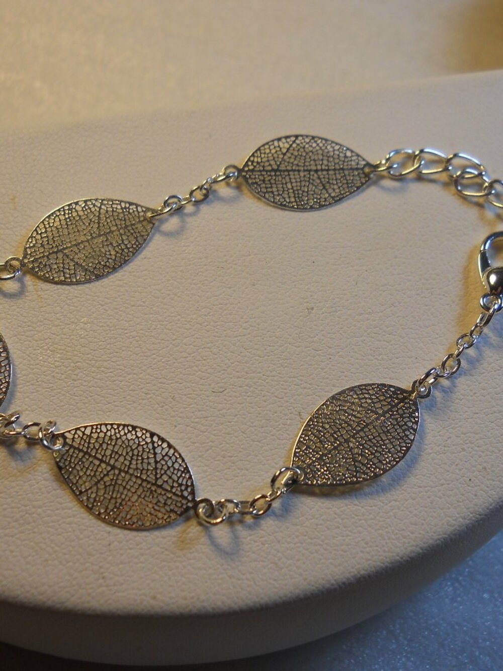 LBVYR - Leaf Link Bracelet 730